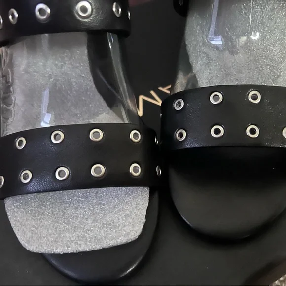 New in box Rebecca minkoff leather block heels - Picture 3 of 11